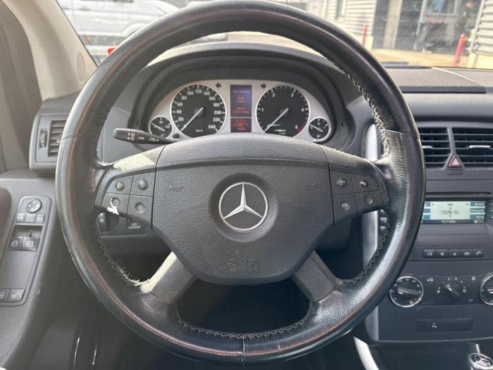 Mercedes B 2.0 B-180 CDI 16V Schadevoertuig (2007, Zwart)