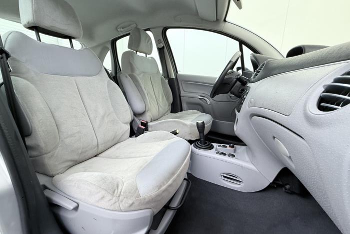 Citroen C3 1.4 Schadevoertuig (2003, Grijs)