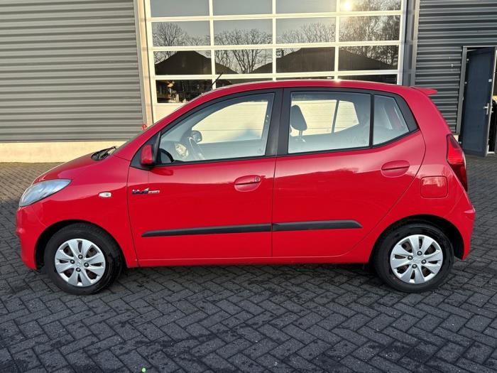 Hyundai i10 1.0i 12V Schadevoertuig (2013, Rood)