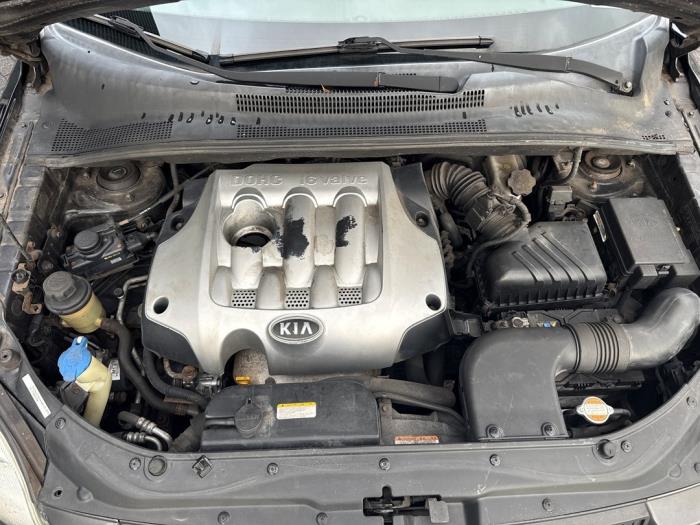 Kia Sportage 2.0 CVVT 16V 4x2 Skadat fordon (2006, ZWART)