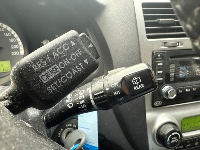 Kia Sportage 2.0 CVVT 16V 4x2 Skadat fordon (2006, ZWART)