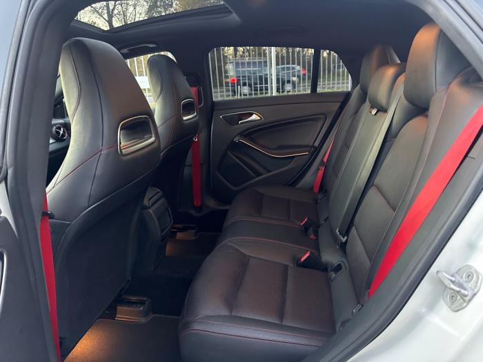 Mercedes CLA Shooting Brake AMG 2.0 CLA-45 AMG Turbo 16V Samochód uszkodzony (2015, Bialy)