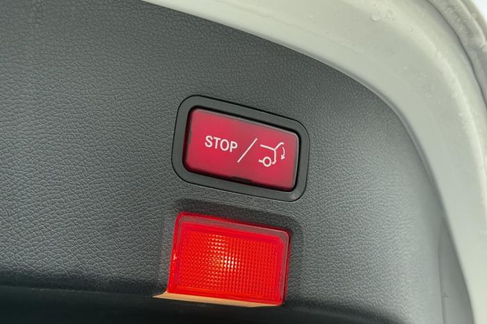 Mercedes CLA Shooting Brake AMG 2.0 CLA-45 AMG Turbo 16V Samochód uszkodzony (2015, Bialy)