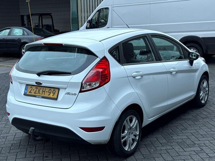 Ford Fiesta 6 1.0 Ti-VCT 12V 65 Skadat fordon (2015, WIT)