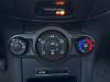 Ford Fiesta 6 1.0 Ti-VCT 12V 65 Skadat fordon (2015, WIT)