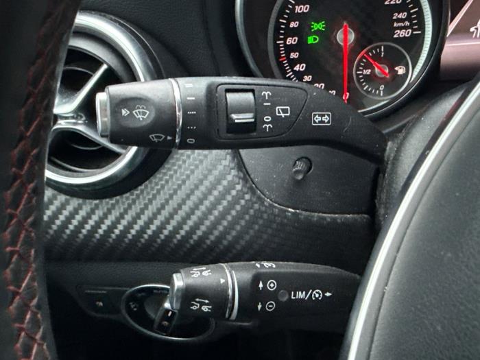 Mercedes A 2.2 A-220 d 16V 4-Matic Schadevoertuig (2015, Grijs)