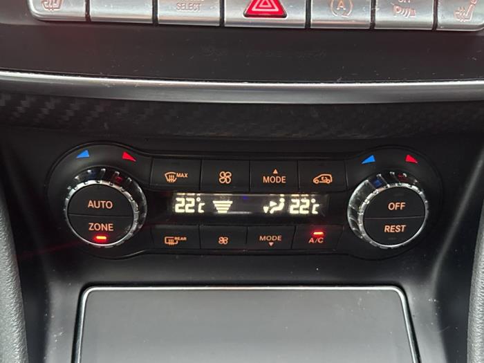 Mercedes A 2.2 A-220 d 16V 4-Matic Schadevoertuig (2015, Grijs)