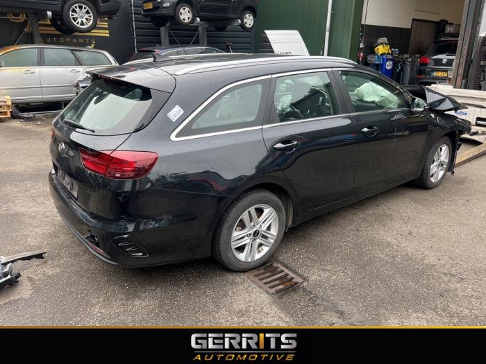 Kia Ceed Sportswagon 1.6 CRDi 16V VGT Sloopvoertuig (2019, Zwart)