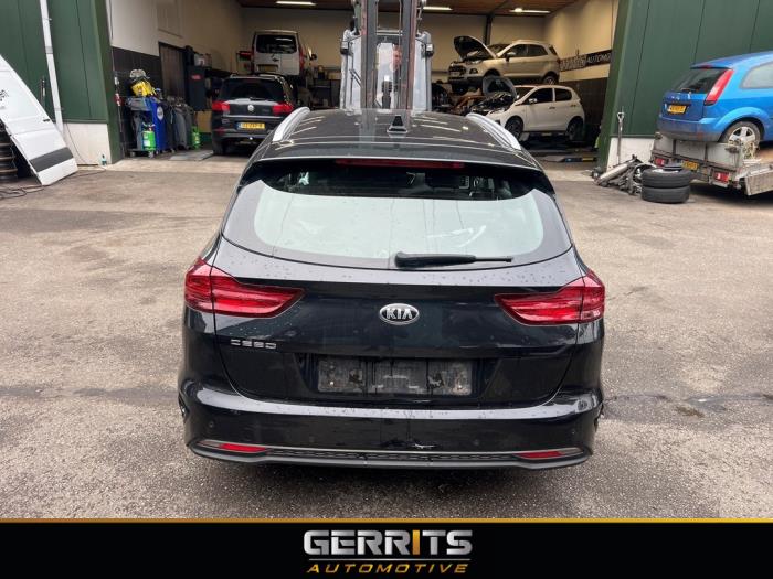 Kia Ceed Sportswagon 1.6 CRDi 16V VGT Sloopvoertuig (2019, Zwart)