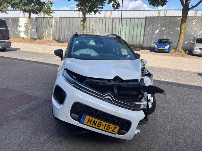 Citroen C3 Aircross I 1.2 e-THP PureTech 110 Skrotfordon (2020, WIT)