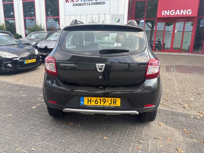 Dacia Sandero II 0.9 TCE 12V Samochód złomowany (2015, Czarny)