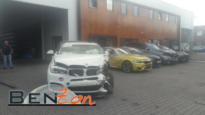 BMW X5 Skrotfordon (2013, ALPINWEIS)