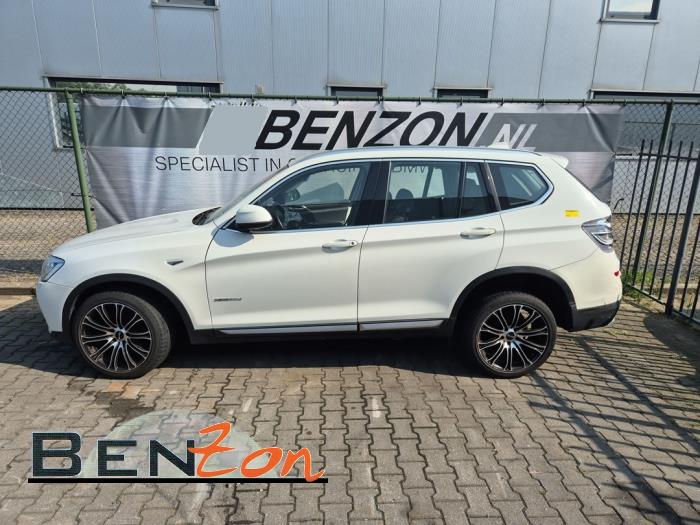 BMW X3 xDrive30d 24V Skrotfordon (2017, WIT)