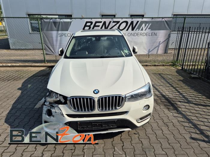 BMW X3 xDrive30d 24V Skrotfordon (2017, WIT)