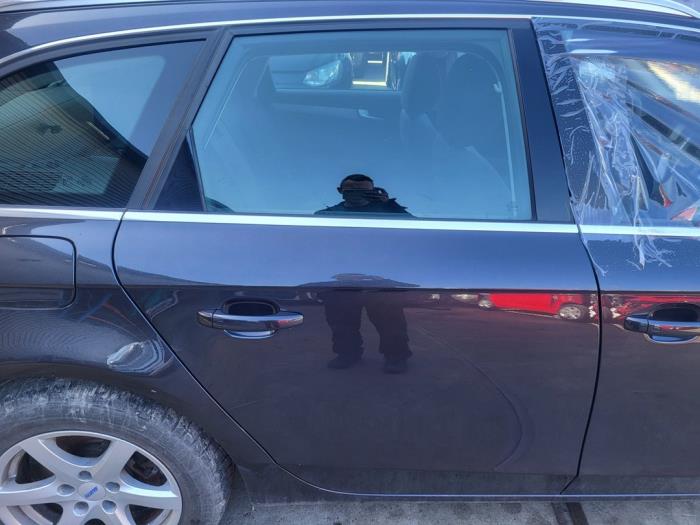 Audi A4 Avant 2.0 TDI 16V Skrotfordon (2014, GRIJS)