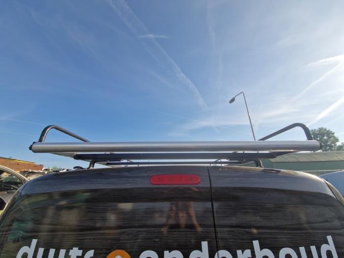 Fiat Doblo Cargo 1.6 D Multijet Samochód złomowany (2019, Bialy)