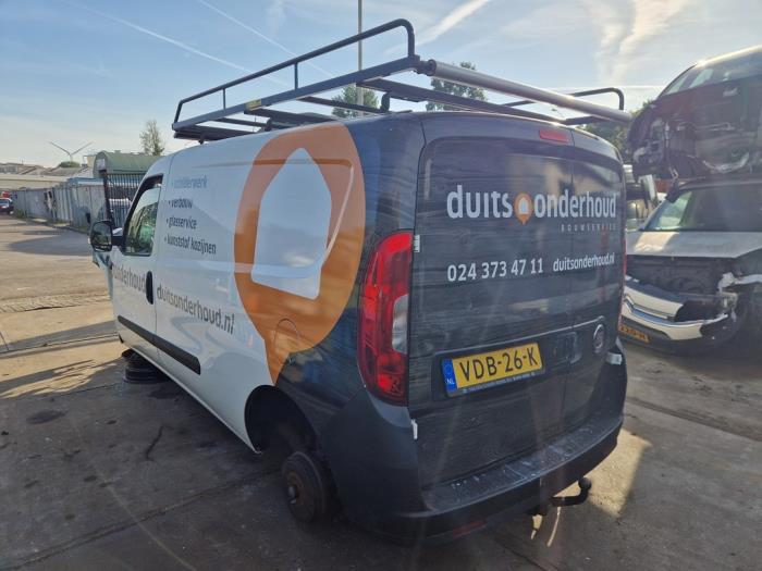 Fiat Doblo Cargo 1.6 D Multijet Samochód złomowany (2019, Bialy)