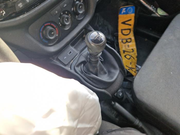 Fiat Doblo Cargo 1.6 D Multijet Samochód złomowany (2019, Bialy)