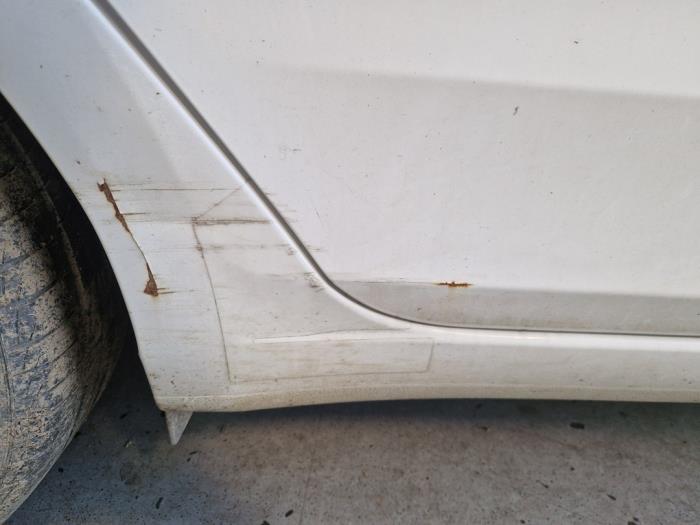 Hyundai i20 1.2i 16V Skrotfordon (2019, WIT ZWART)