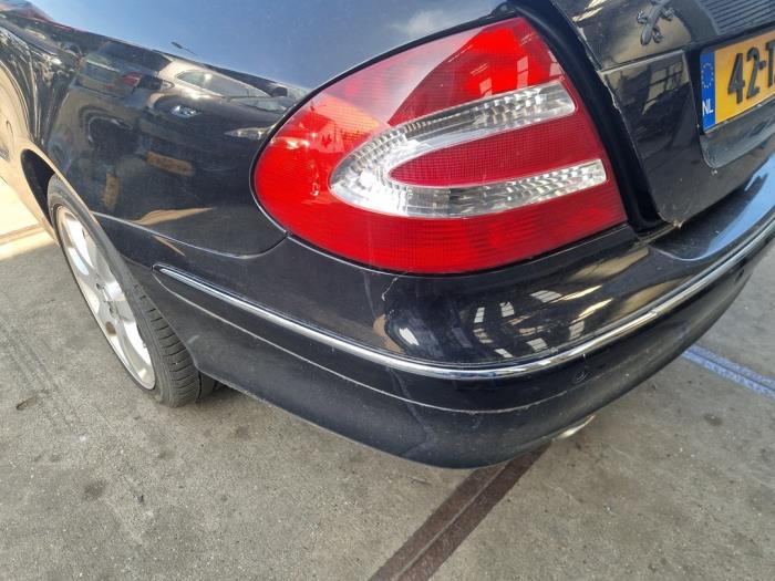 Mercedes CLK 3.2 320 V6 18V Skrotfordon (2004, ZWART)