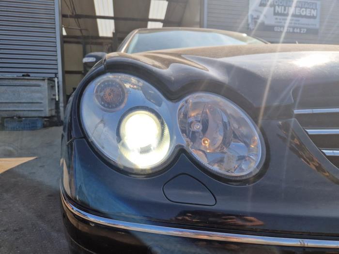 Mercedes CLK 3.2 320 V6 18V Skrotfordon (2004, ZWART)
