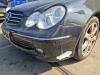 Mercedes CLK 3.2 320 V6 18V Skrotfordon (2004, ZWART)