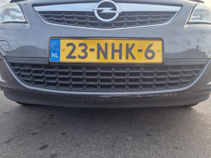 Opel Astra J 1.4 Turbo 16V Sloopvoertuig (2010, Grijs)