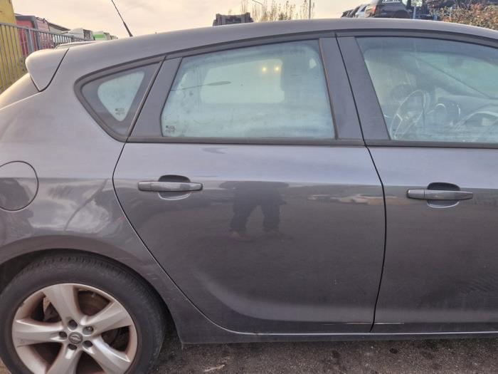 Opel Astra J 1.4 Turbo 16V Sloopvoertuig (2010, Grijs)