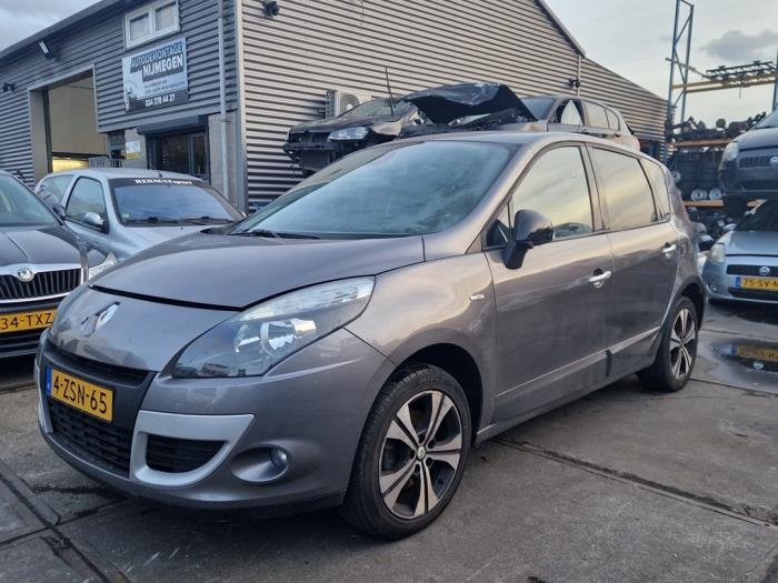 Renault Scénic III 1.4 16V TCe 130 Sloopvoertuig (2011, Grijs)