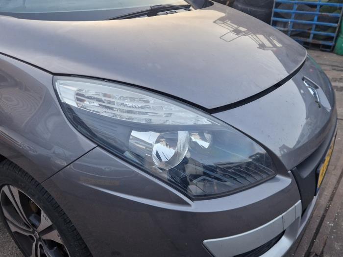 Renault Scénic III 1.4 16V TCe 130 Sloopvoertuig (2011, Grijs)