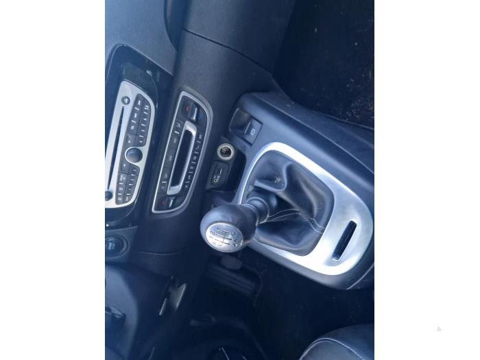 Renault Scénic III 1.4 16V TCe 130 Sloopvoertuig (2011, Grijs)