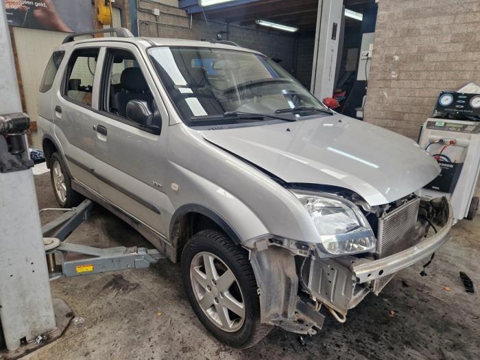 Suzuki New Ignis 1.5 16V Sloopvoertuig (2006, Grijs)