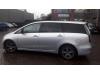 Mitsubishi Grandis 2.4 16V MIVEC Samochód złomowany (2004, Srebrnoszary)