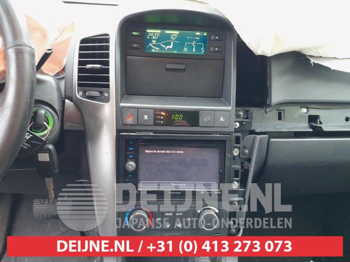Chevrolet Captiva 3.2 V6 24V 4x4 Sloopvoertuig (2008, Zwart)