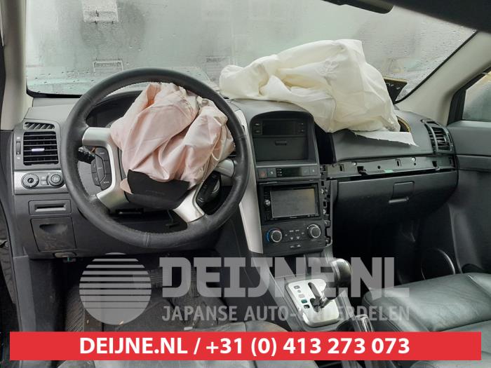 Chevrolet Captiva 3.2 V6 24V 4x4 Sloopvoertuig (2008, Zwart)
