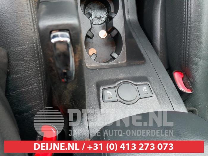 Chevrolet Captiva 3.2 V6 24V 4x4 Sloopvoertuig (2008, Zwart)