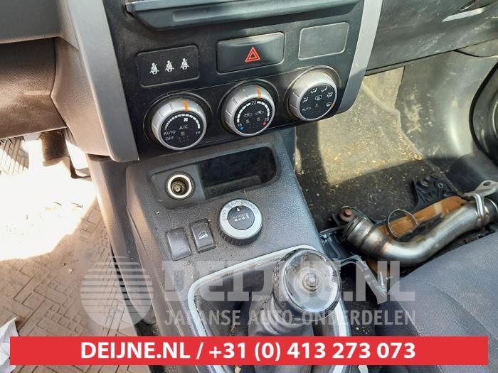 Nissan X-Trail 2.0 XE,SE,LE dCi 16V 4x4 Sloopvoertuig (2008, Zwart)