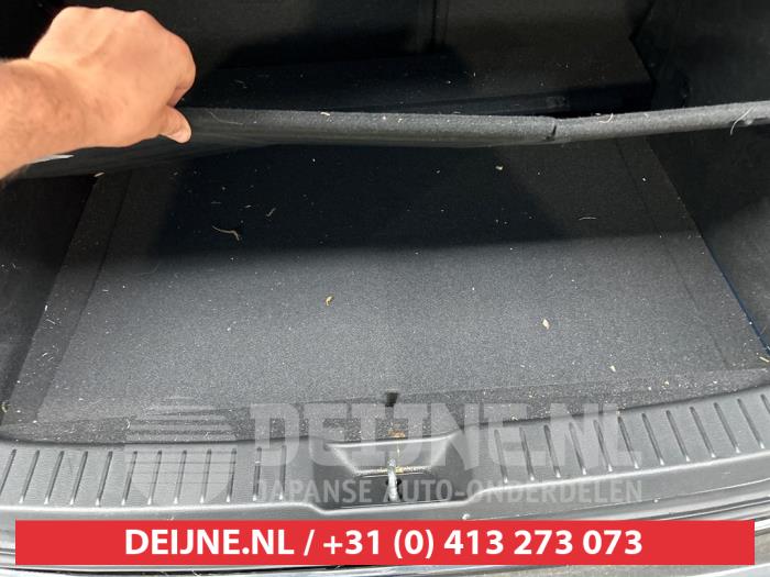 Mazda CX-30 2.0 e-SkyActiv-G 122 16V Skrotfordon (2021, ZWART)