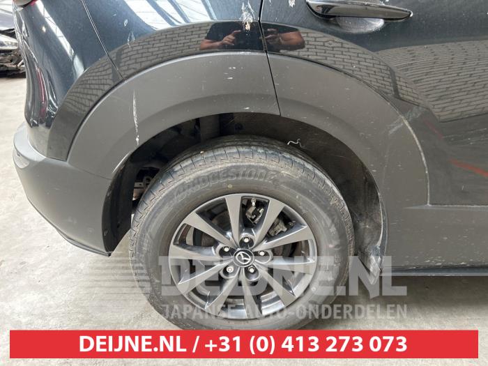 Mazda CX-30 2.0 e-SkyActiv-G 122 16V Skrotfordon (2021, ZWART)