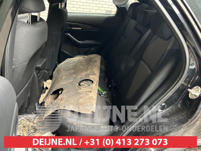 Mazda CX-30 2.0 e-SkyActiv-G 122 16V Skrotfordon (2021, ZWART)