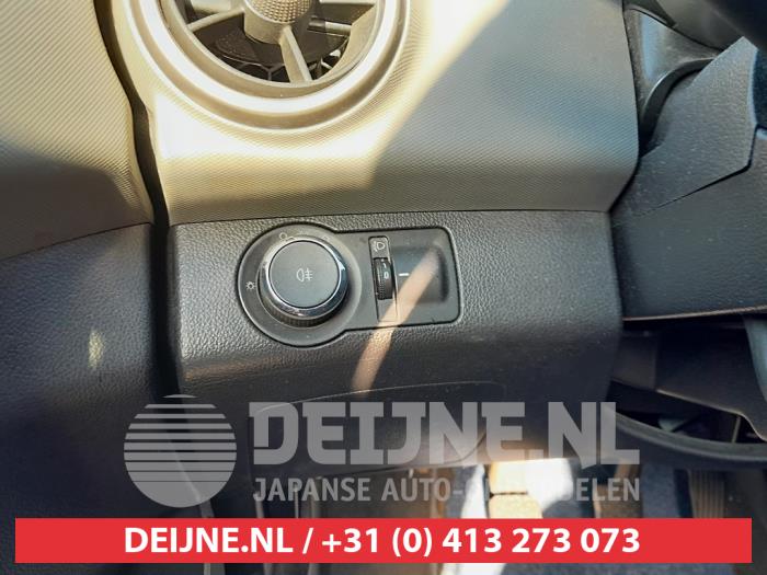 Chevrolet Aveo 1.3 D 16V Skrotfordon (2012, BLAUW)