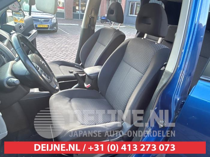 Nissan X-Trail 2.0 16V XE,SE,LE 4x4 Skrotfordon (2008, BLAUW)