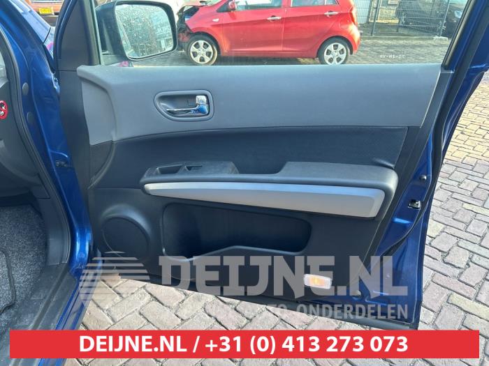 Nissan X-Trail 2.0 16V XE,SE,LE 4x4 Skrotfordon (2008, BLAUW)