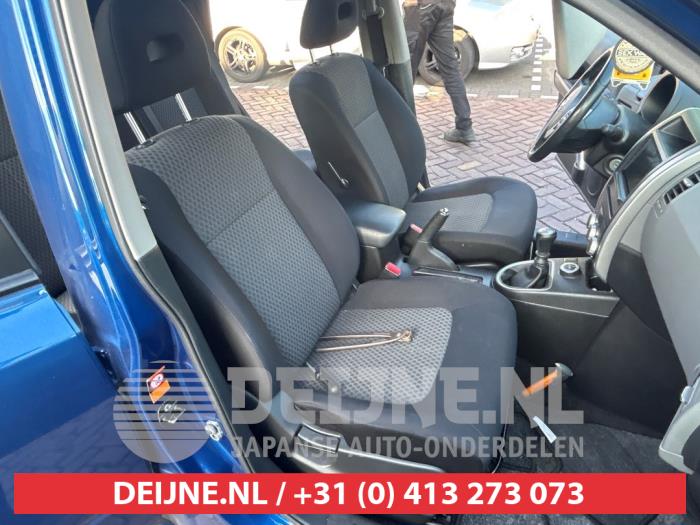 Nissan X-Trail 2.0 16V XE,SE,LE 4x4 Skrotfordon (2008, BLAUW)