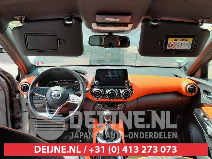 Nissan Juke 19- Sloopvoertuig (2019, Grijs, Rood)