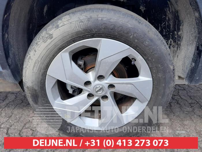 Nissan Juke 19- Sloopvoertuig (2019, Grijs, Rood)