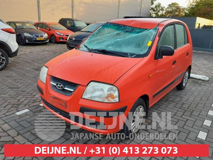 Hyundai Atos 1.1 12V Samochód złomowany (2007, Czerwony)