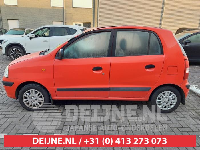 Hyundai Atos 1.1 12V Samochód złomowany (2007, Czerwony)