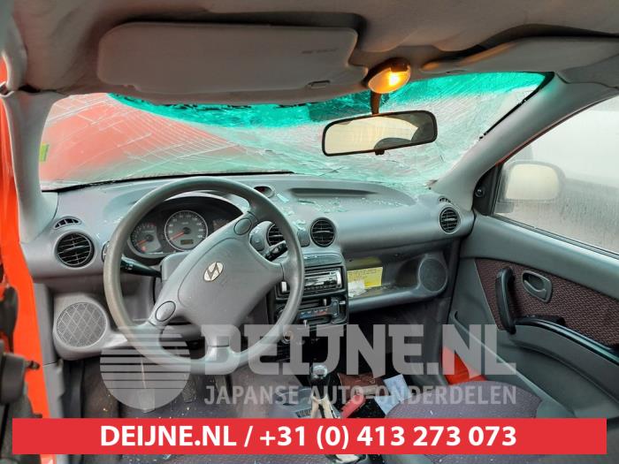 Hyundai Atos 1.1 12V Samochód złomowany (2007, Czerwony)