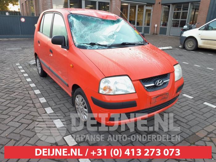 Hyundai Atos 1.1 12V Samochód złomowany (2007, Czerwony)